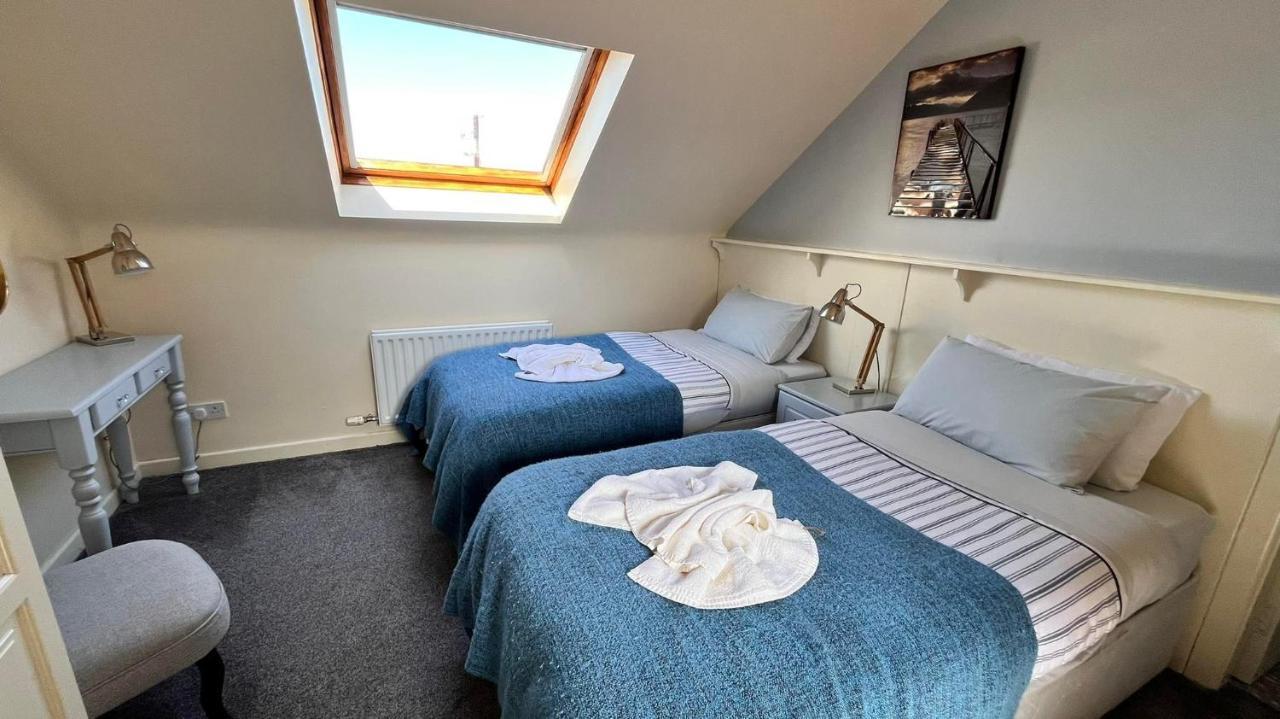 Harbour House Bed & Breakfast Castlegregory Exteriör bild
